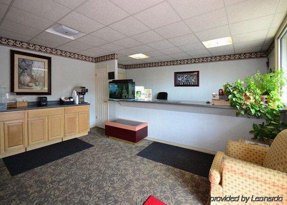 Econo Lodge Bellefonte I-99 Beltér fotó